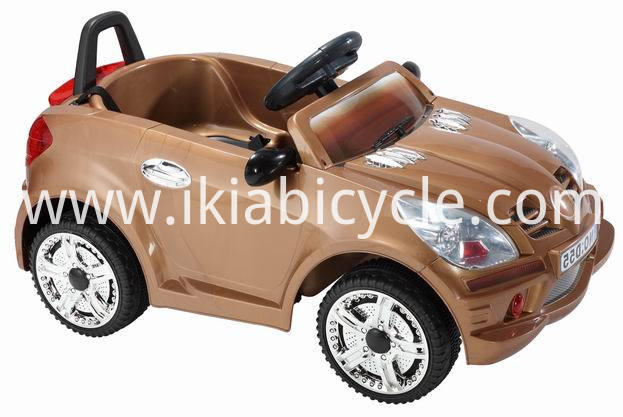 Wawanaka Batería apnaqat auto musicampi .